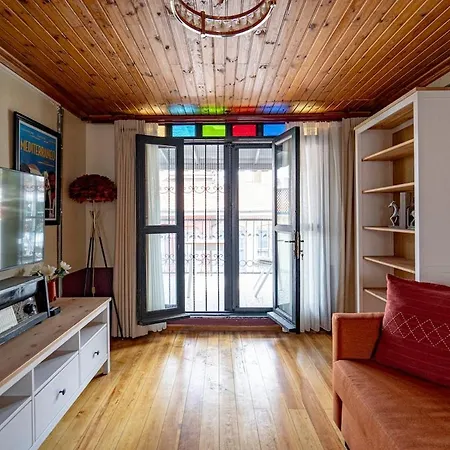 Mercan Balat-the Hidden Terrace * Istambul