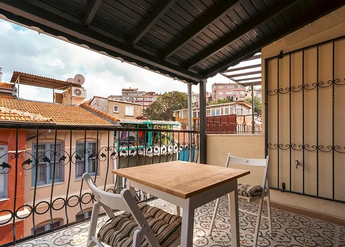 Апартаменты Mercan Balat-the Hidden Terrace Стамбул