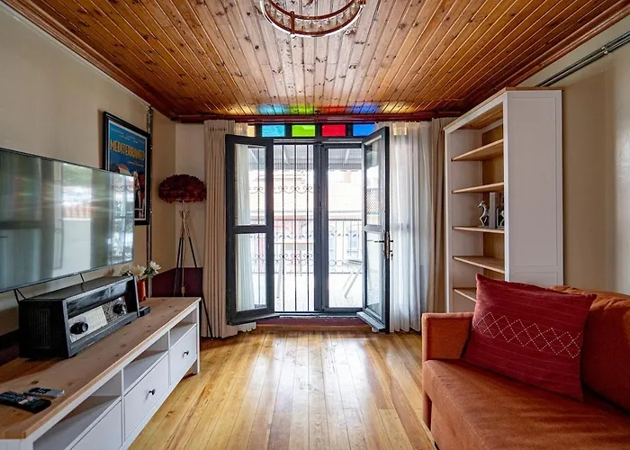 Mercan Balat-the Hidden Terrace * Стамбул