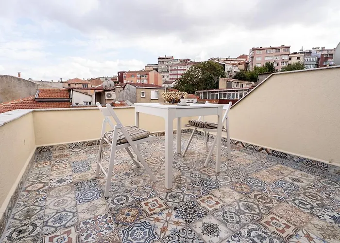 Mercan Balat-the Hidden Terrace