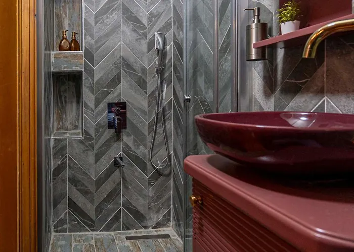 Mercan Balat-the Hidden Terrace Стамбул